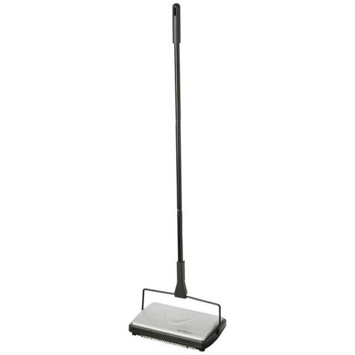 Carpet sweeper with - with, metal